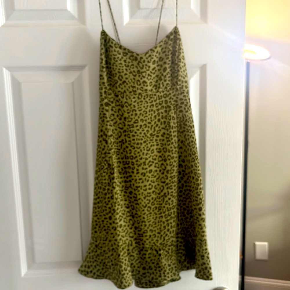 Zara green leopard dress with ruffle